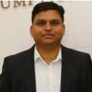 Dr. Dinesh Elango (Senior Lecturer at London Business University)
